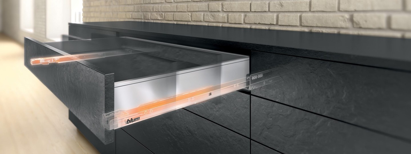 LBX0207_DT_FRD_FO_BAU_#SALL_#APR6I_#V1