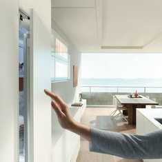 Электрическая система открывания Blum для встроенного холодильника