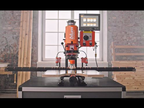 Machine MINIPRESS P de Blum équipée d’EASYSTICK