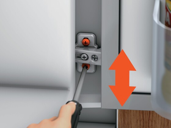 Réglage en hauteur charnière MODUL de Blum