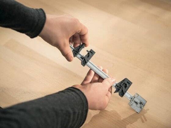 Profils de distance et unités de verrouillage CABLOXX de Blum