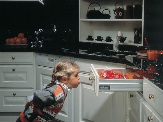 Schubladen mit Metallzargen von Blum seit 1987