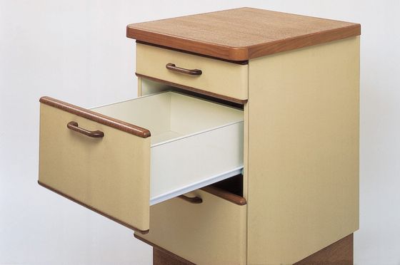 1966 beginnt Blum mit der Produktion von Schubladenführungen