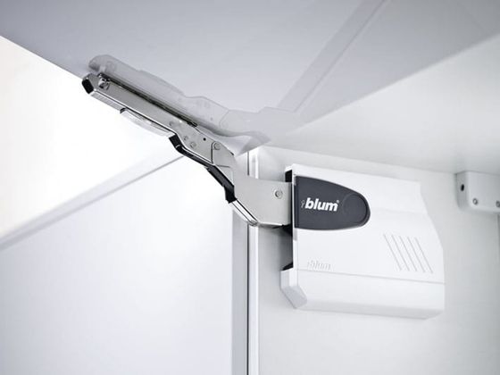 Réservoir de force porte relevable AVENTOS HK Blum