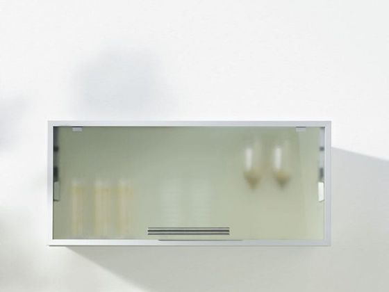 Face avec cadre alu étroit porte relevable AVENTOS HK Blum