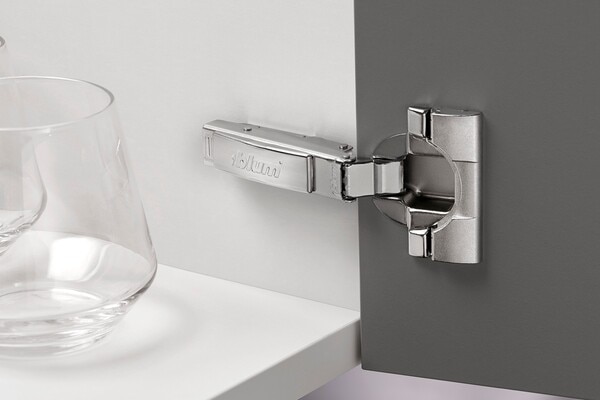 Петля CLIP top от Blum