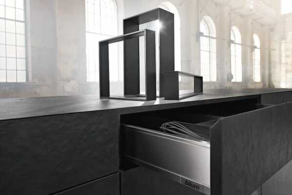 Внутрішні розділювачі AMBIA-LINE для шухляд LEGRABOX: елегантний дизайн, ідеальний порядок та індивідуальний підхід 