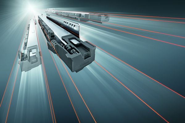 Universal-Führungsschiene BLUMOTION S von Blum